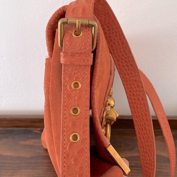 Sharif Suede Lions Door Knock Purse - Picture 8 of 16